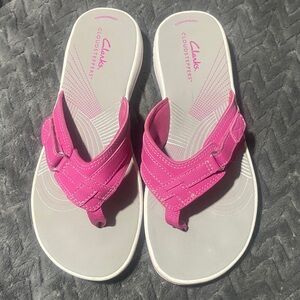 Clarks Women's Fuchsia Sandals